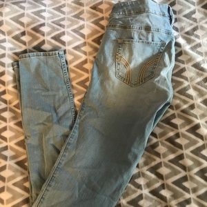 brand new Hollister skinny jeans!!!